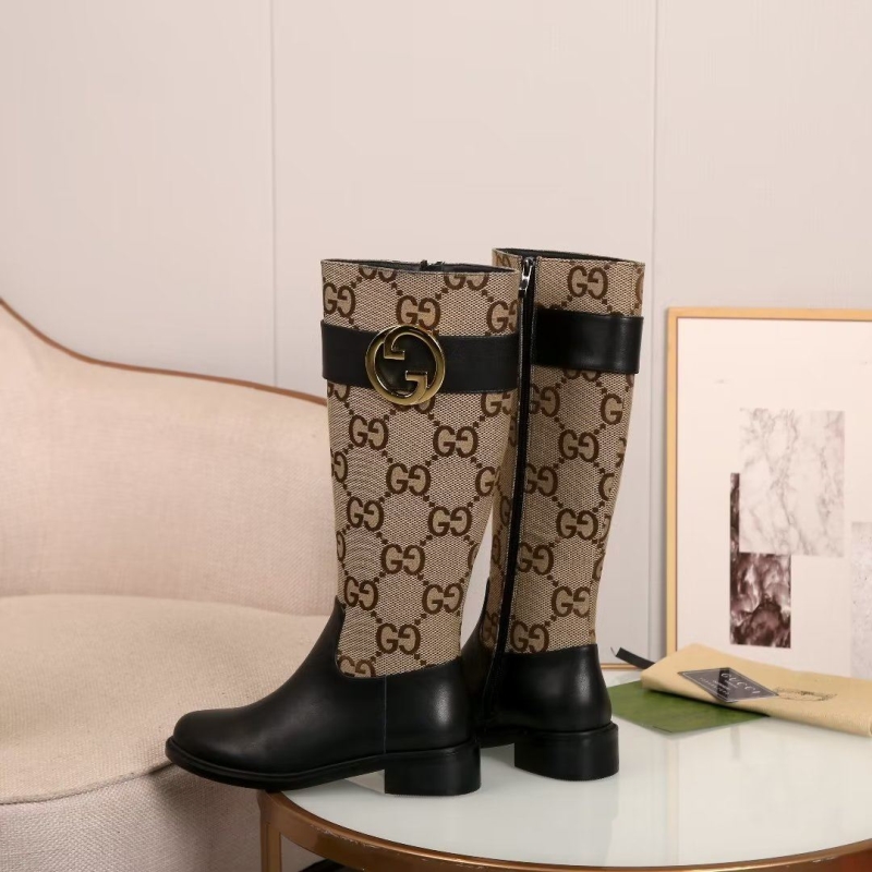 G*u*i boots